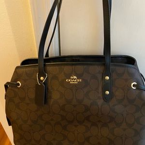Coach shoulder bag